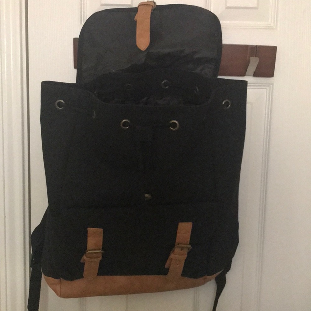 Backpack - Picture 2 of 4